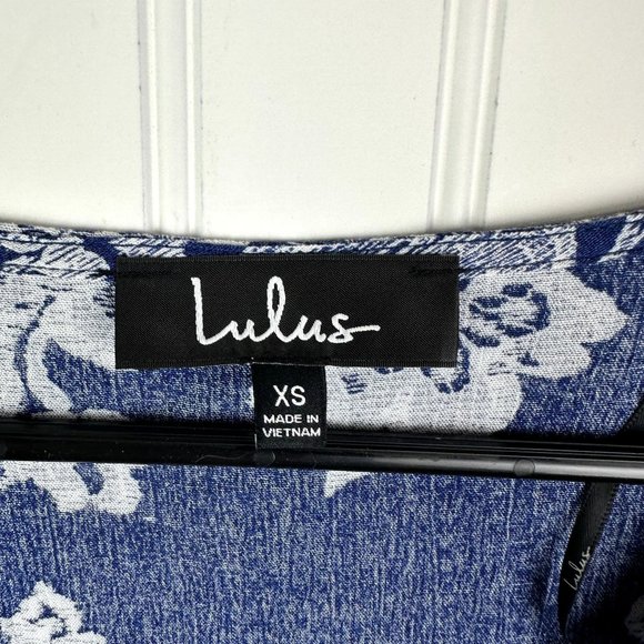 Lulu’s Heart of Marigold Navy Blue Floral Print Wrap Maxi Dress XS NWT - Picture 5 of 7